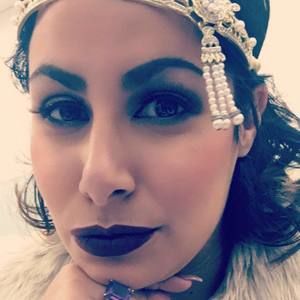 Meet your Posher, Annette